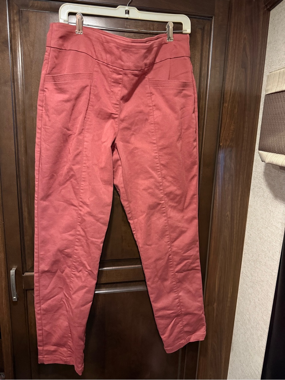 Briggs New York Slim Ponte Pants in Coral